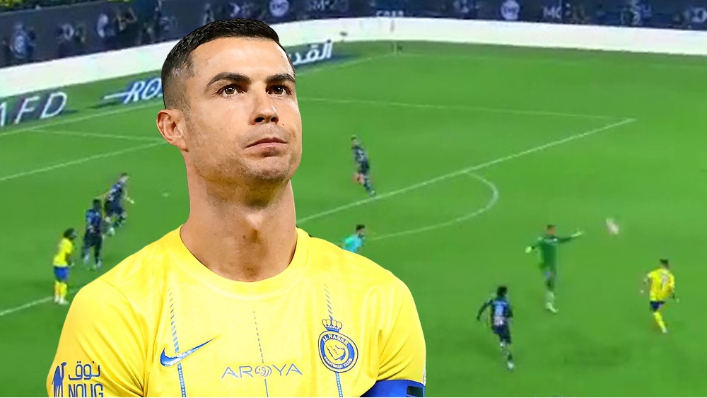 Ronaldo lập siêu phẩm đỉnh cao, phá kỷ lục siêu khủng - Ảnh 1