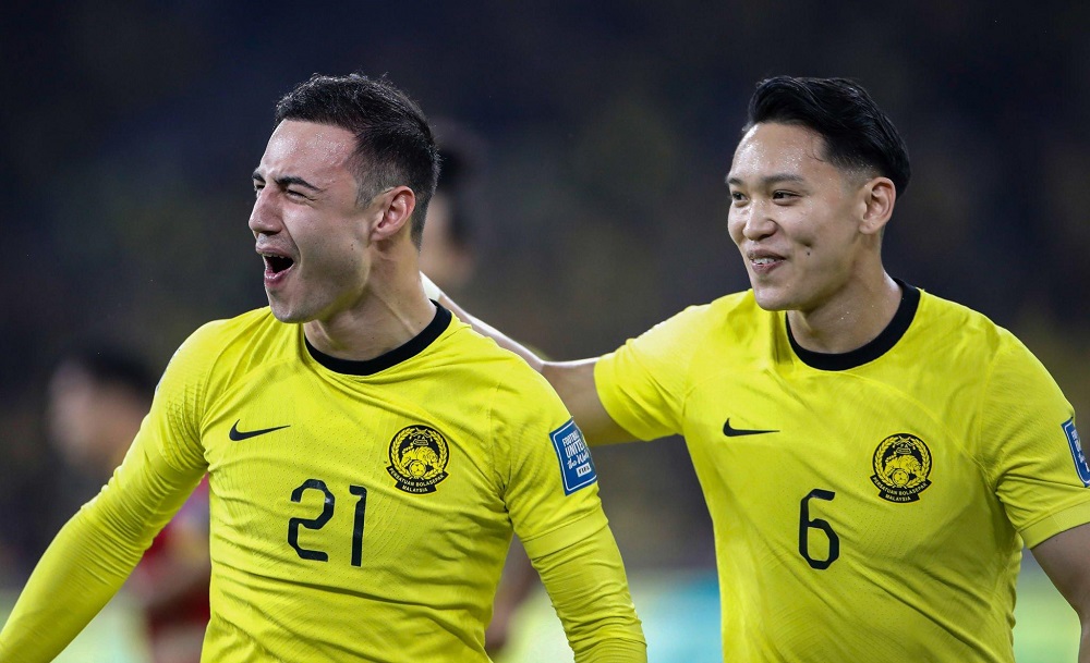 BXH FIFA tháng 11/2023: Việt Nam vẫn số 1 Đông Nam Á, Malaysia thăng tiến vượt bậc - Ảnh 1