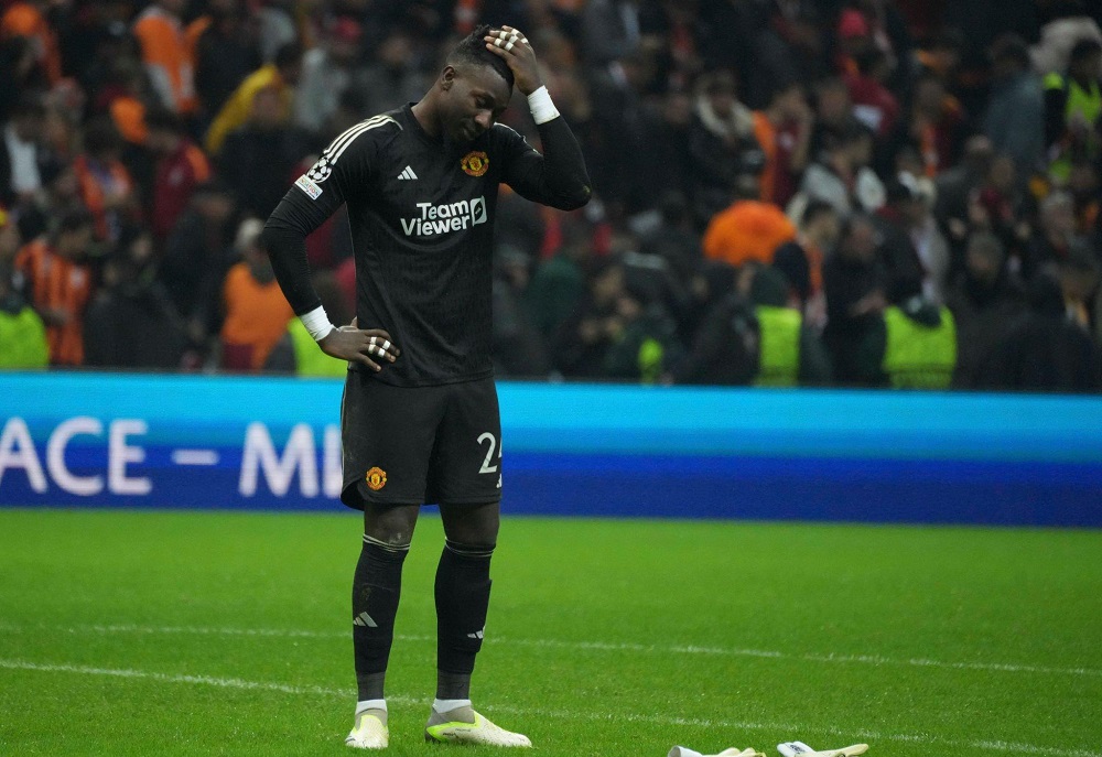 Onana suy sụp, cô đơn sau trận hòa Galatasaray - Ảnh 1