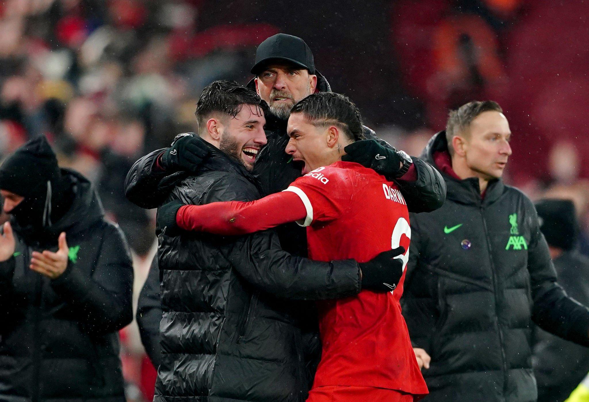 Liverpool ngược dòng không tưởng trong trận cầu 7 bàn thắng - Ảnh 1