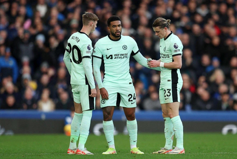 Reece James lại chấn thương, bị ví von là đôi chân thủy tinh - Ảnh 1