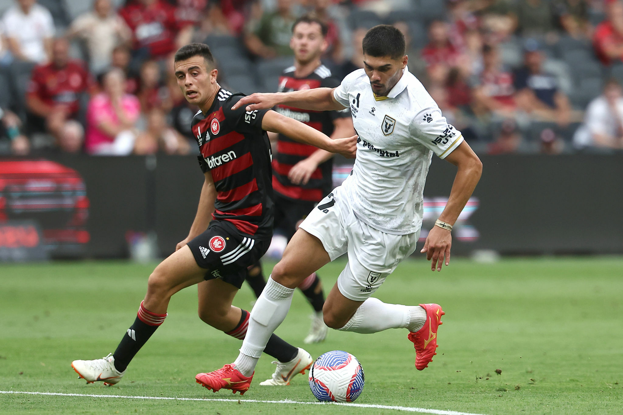 Kết quả bóng đá hôm nay tối 1/1: Western Sydney thắng đậm trên sân nhà - Ảnh 1