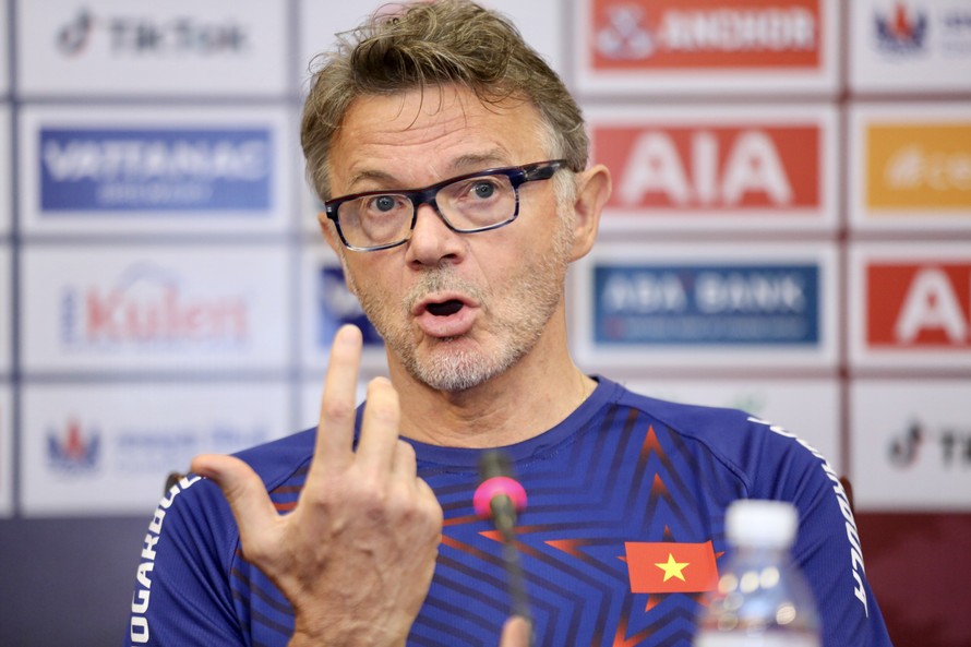 Tuyển Việt Nam chốt danh sách 26 cầu thủ dự Asian Cup 2023 - Ảnh 4