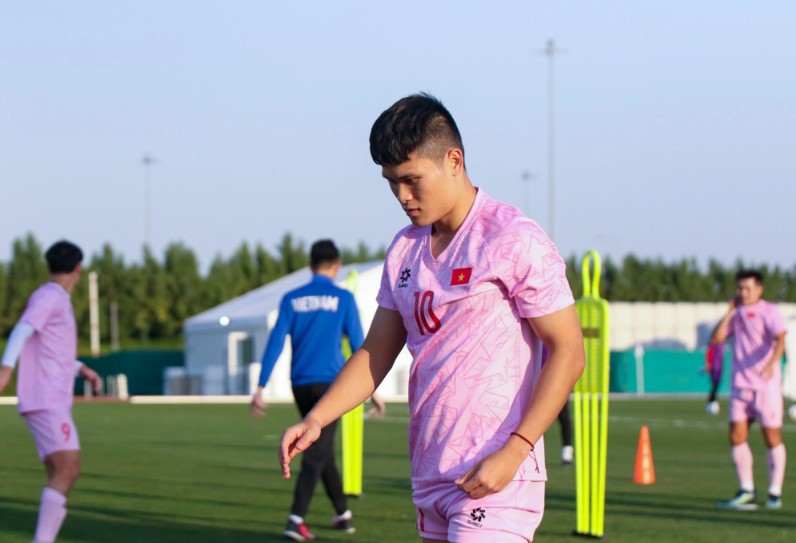Hàng công chắp vá của ĐT Việt Nam tại lượt trận cuối Asian Cup 2023 - Ảnh 1
