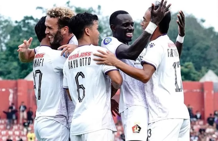 Kết quả bóng đá hôm nay tối 28/2: Persik Kediri áp sát top 6 - Ảnh 3