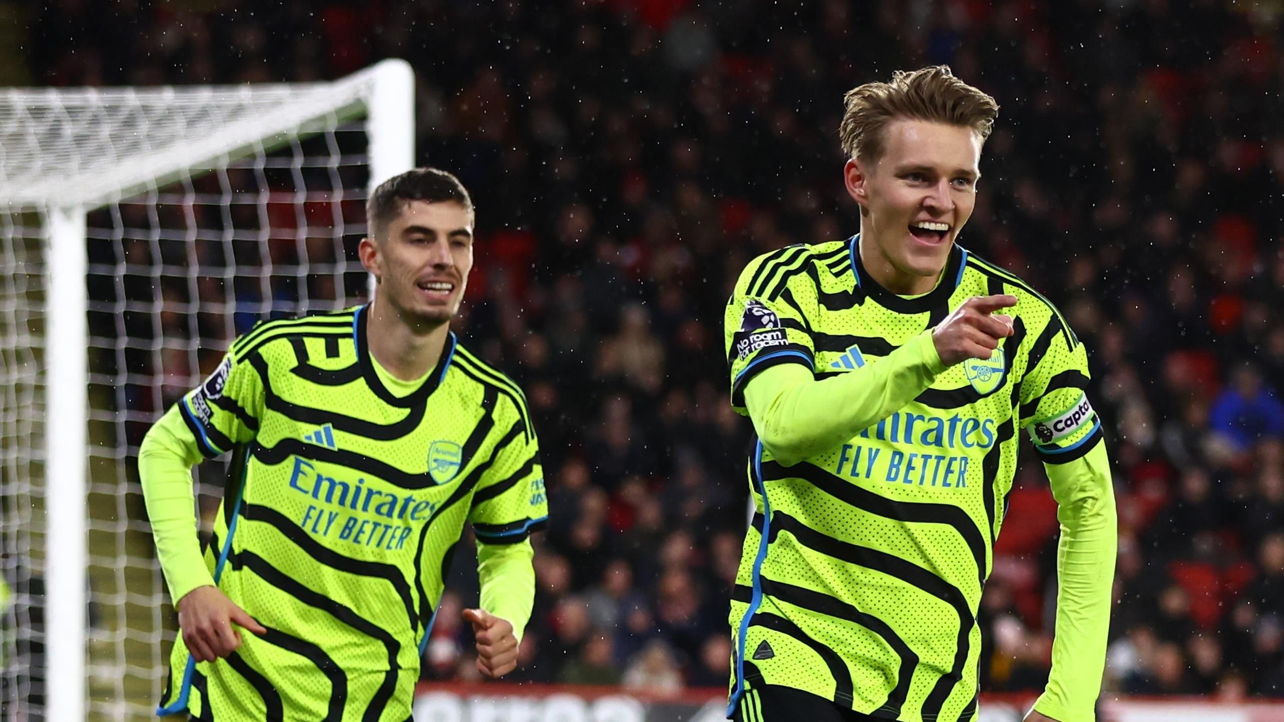 Kết quả bóng đá hôm nay 5/3: Arsenal lập kỉ lục bóng đá Anh - Ảnh 1