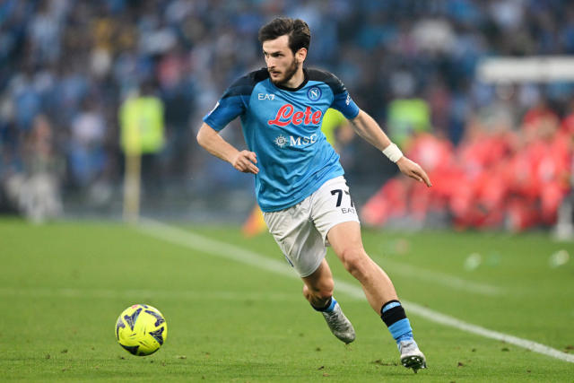 Napoli chốt giá 'khủng' bán Khvicha Kvaratskhelia - Ảnh 1