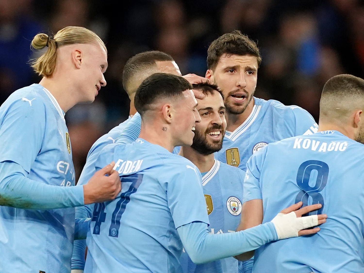 Kết quả bóng đá hôm nay 17/3: Man City vào bán kết FA Cup - Ảnh 1