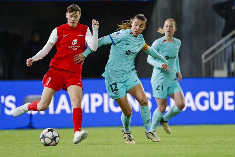Kết quả bóng đá hôm nay 21/3: Đội nữ Barca thắng sít sao - Ảnh 1