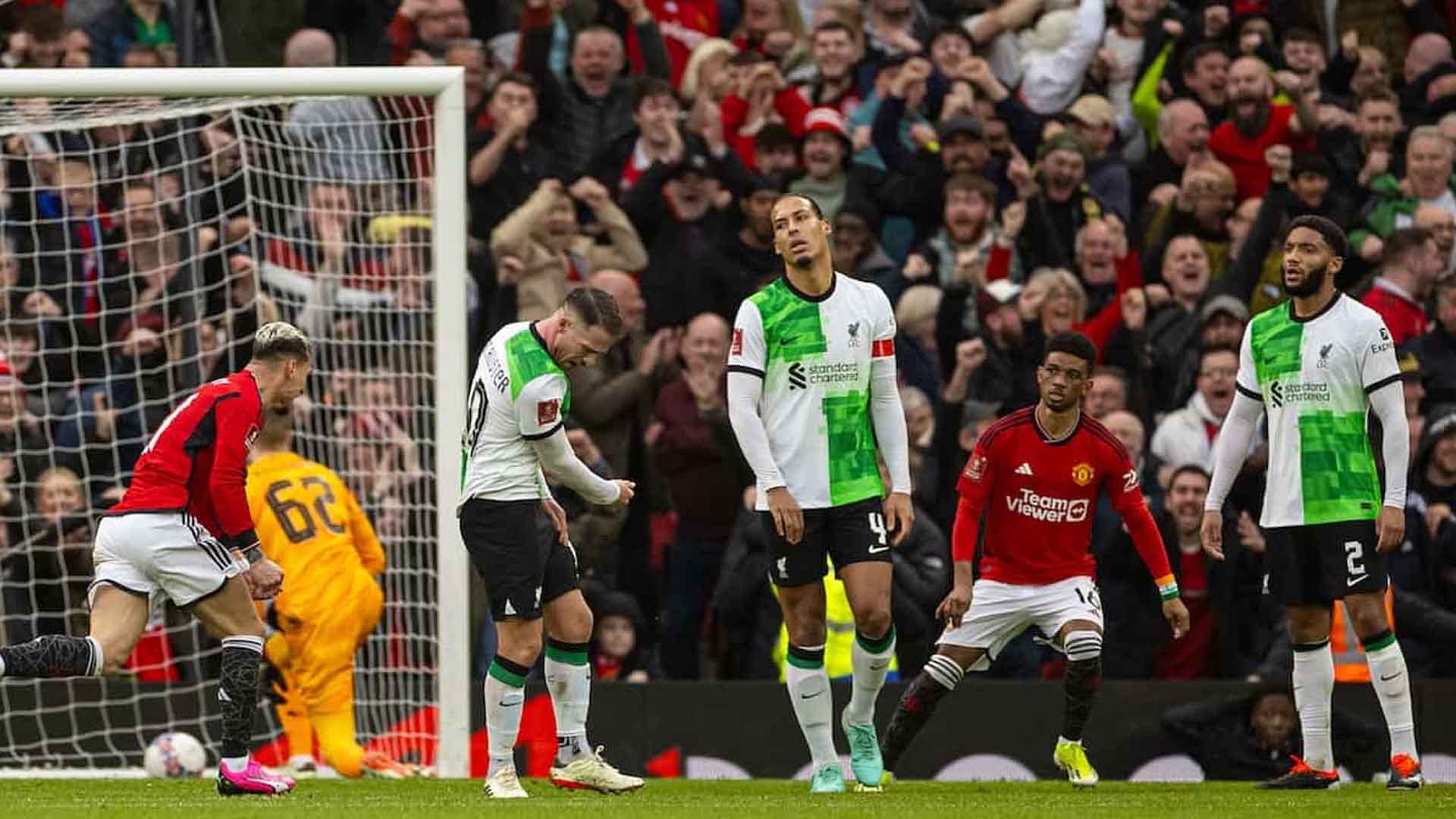 Siêu máy tính chỉ thẳng đội vô địch Ngoại hạng Anh sau khi Liverpool hòa MU - Ảnh 1