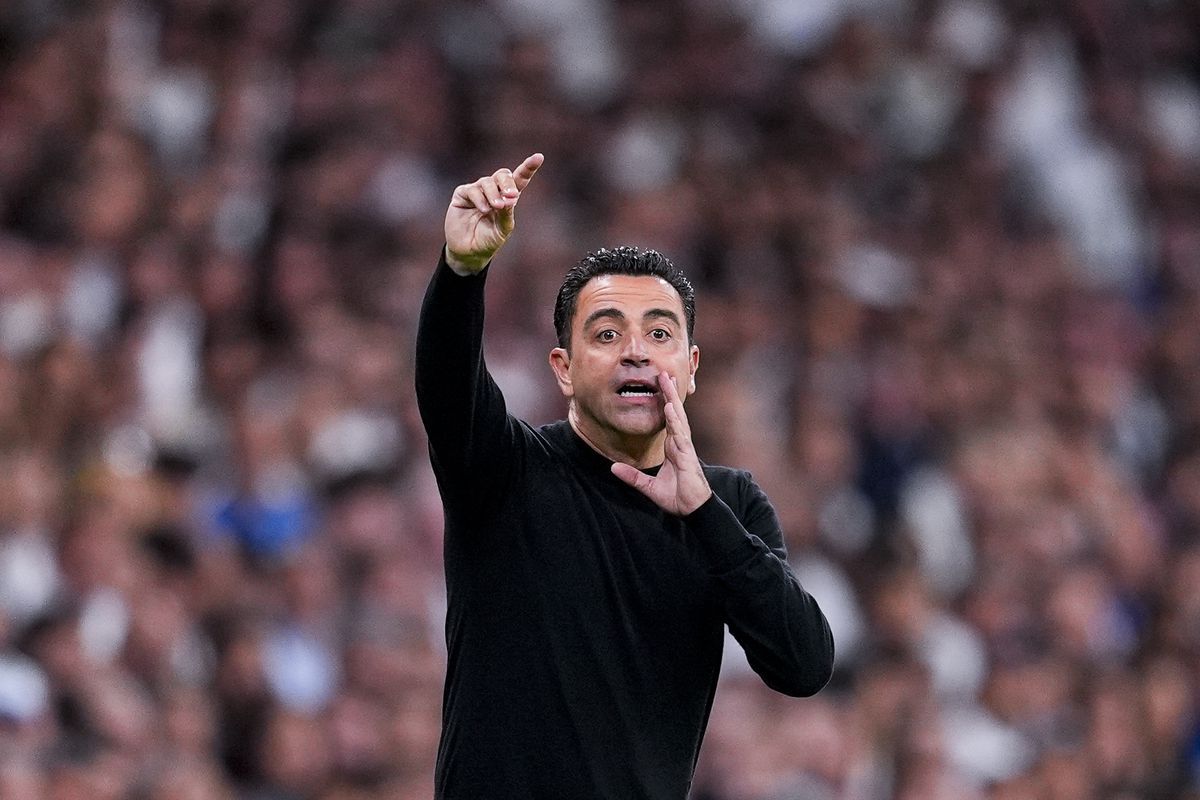 Xavi quay xe, sẵn sàng ở lại Barca  - Ảnh 1