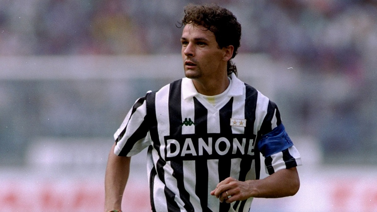Đội hình vĩ đại nhất lịch sử Serie A: Cristiano Ronaldo, Pirlo, Zidane không có tuổi - Ảnh 11