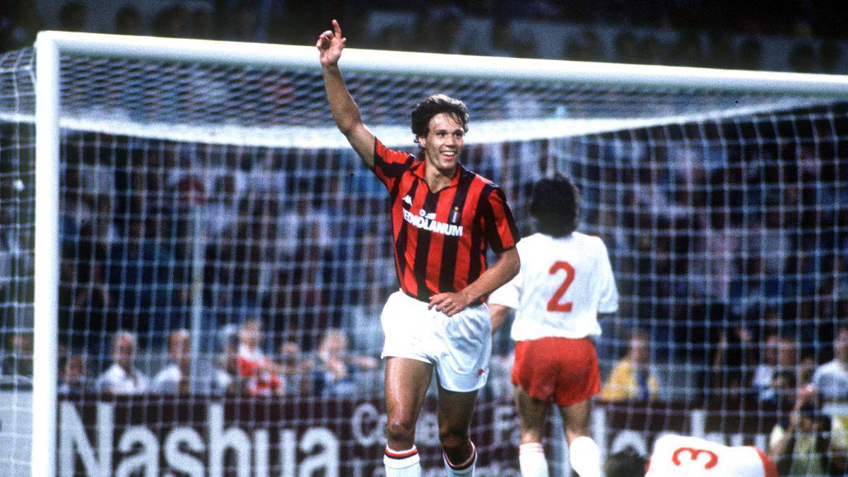 Đội hình vĩ đại nhất lịch sử Serie A: Cristiano Ronaldo, Pirlo, Zidane không có tuổi - Ảnh 13