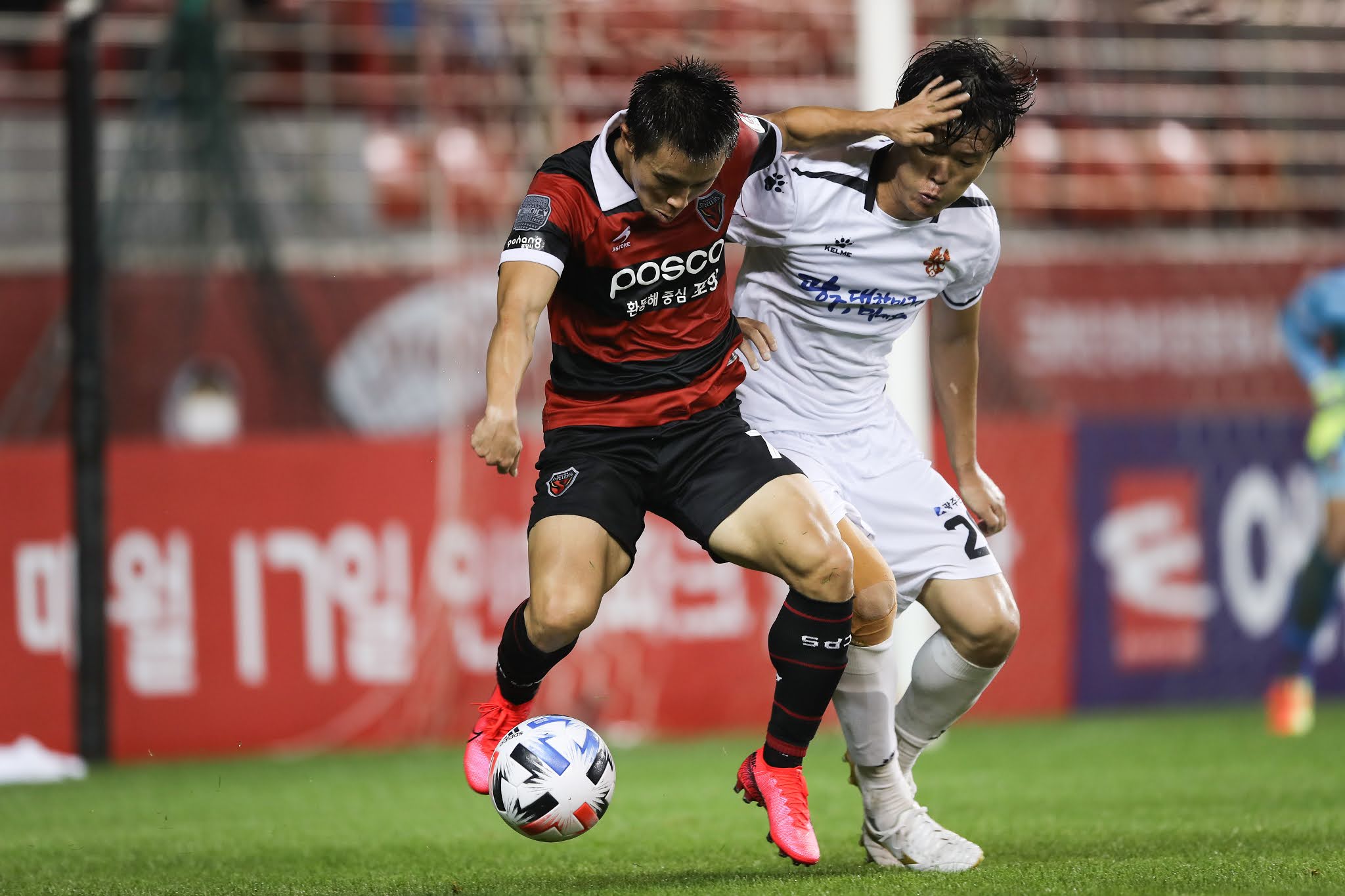 Kết quả bóng đá hôm nay tối 28/5: Pohang Steelers thắng trong thế thiếu người - Ảnh 1
