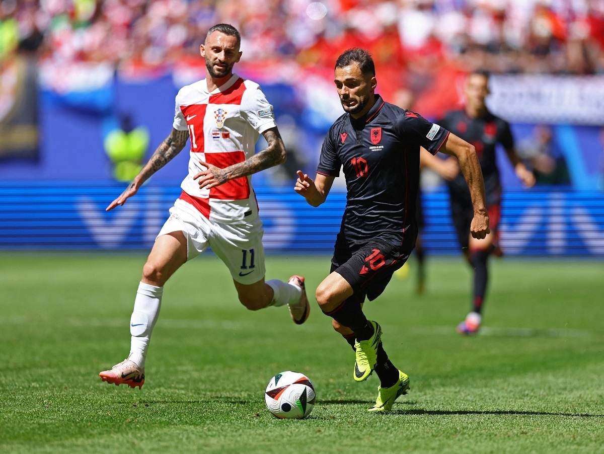 Kết quả bóng đá hôm nay tối 19/6: Croatia đánh rơi 2 điểm vào phút cuối - Ảnh 1