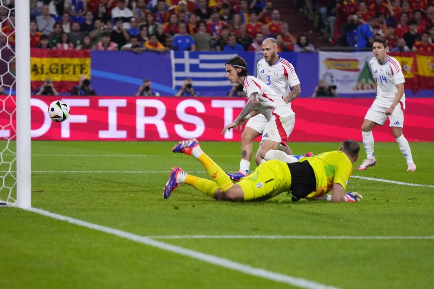 Phản lưới nhà đang là Vua phá lưới EURO 2024  - Ảnh 1