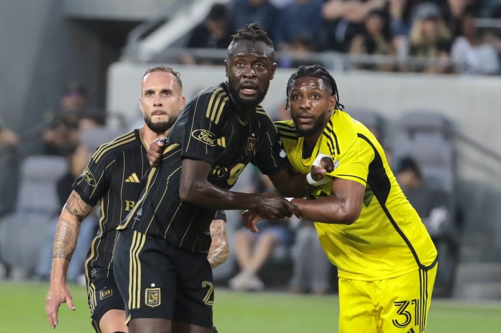Kết quả bóng đá hôm nay tối 14/7: Columbus Crew đại thắng LAFC - Ảnh 2