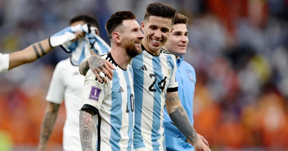 Thứ trưởng Argentina bắt Messi phải xin lỗi - Ảnh 1
