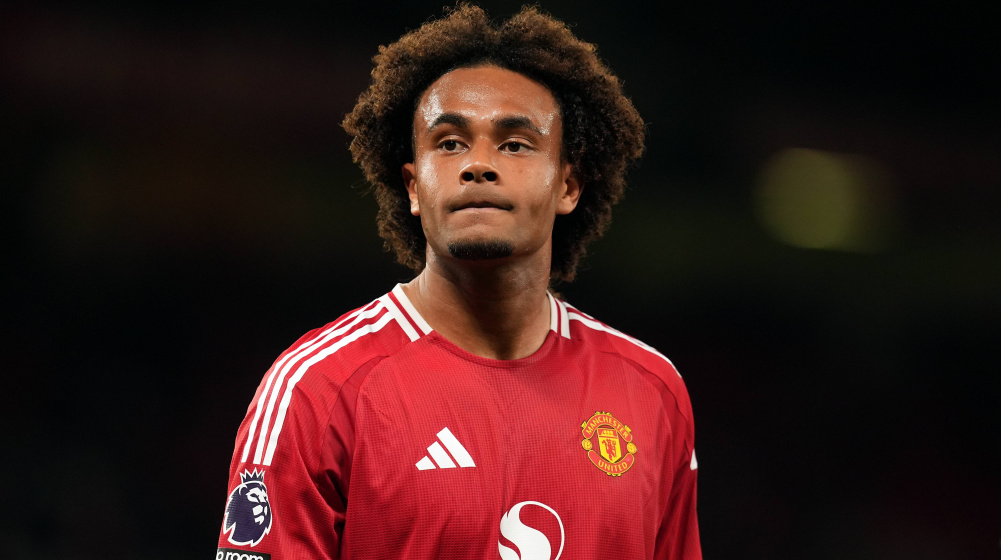 Cổ động viên Man United phẫn nộ: 