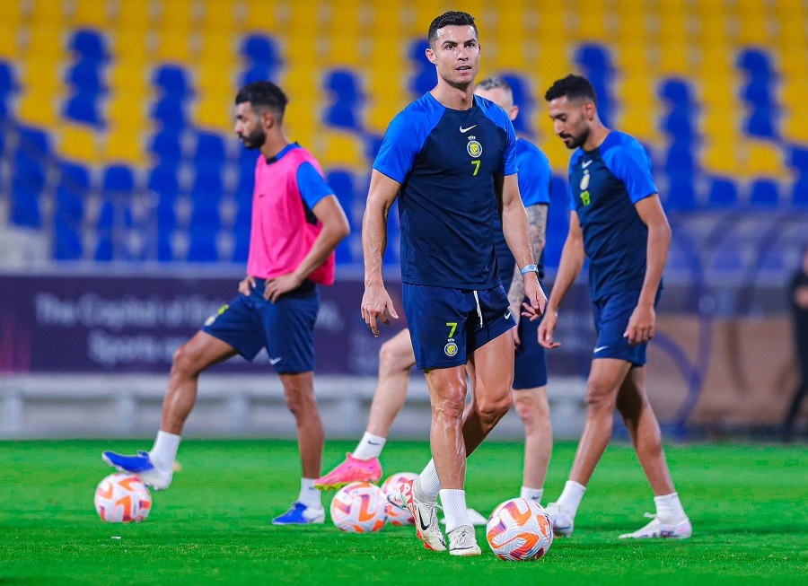 Ronaldo cân nhắc rời Al-Nassr - Ảnh 1