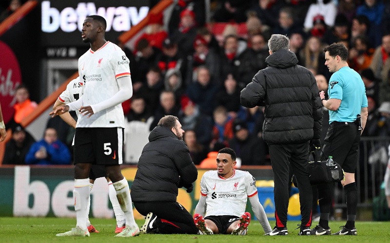 Alexander-Arnold chấn thương, Liverpool đối mặt thử thách lớn - Ảnh 1