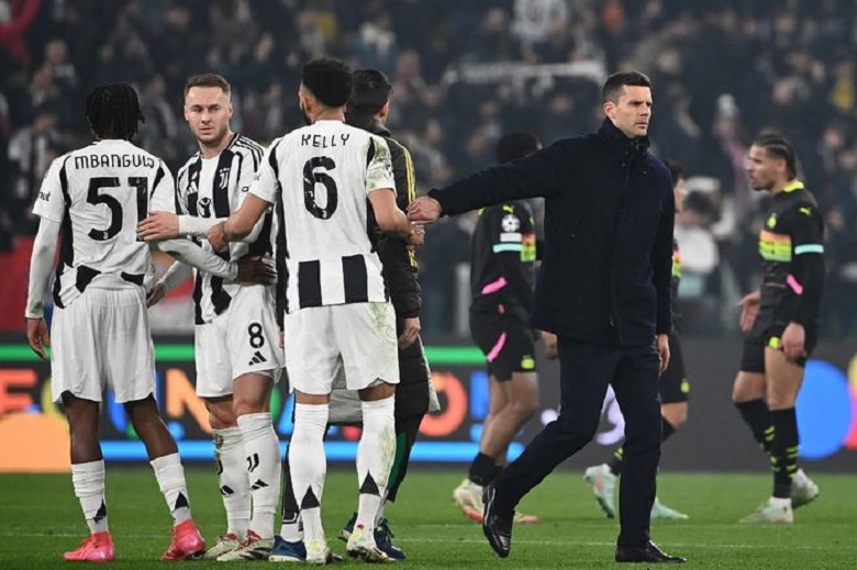 HLV Ten Hag được Juventus nhắm thay Motta - Ảnh 1