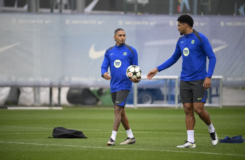Martinez và Cubarsi báo tin mừng, Barcelona thêm tự tin đấu Osasuna - Ảnh 1