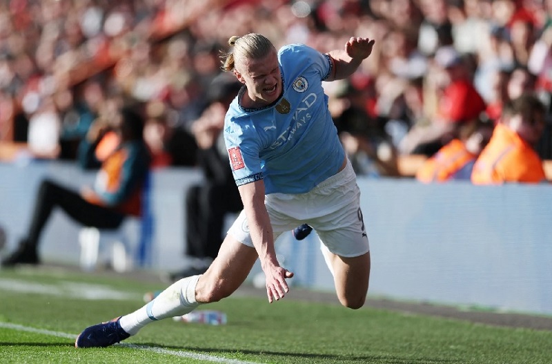 Haaland chấn thương trong ngày Man City vào bán kết FA Cup - Ảnh 1