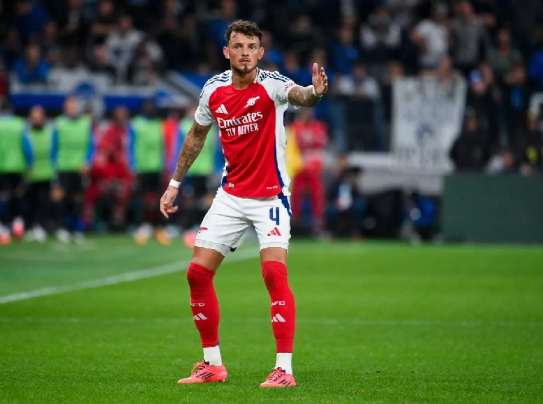 Arsenal nguy cơ mất 2 trụ cột ở trận gặp PSG - Ảnh 1
