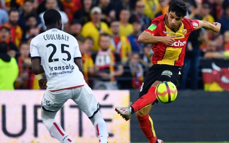 Nhận định, Soi kèo RC Lens vs Auxerre 22h15 ngày 27/4: Chủ nhà khó thắng - Ảnh 1