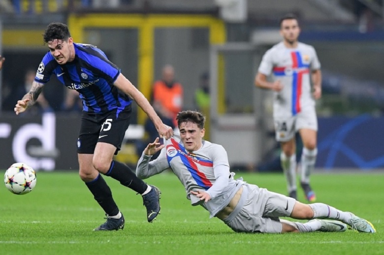 Đại chiến Barcelona với Inter Milan có thể bị hoãn vì mất điện - Ảnh 1