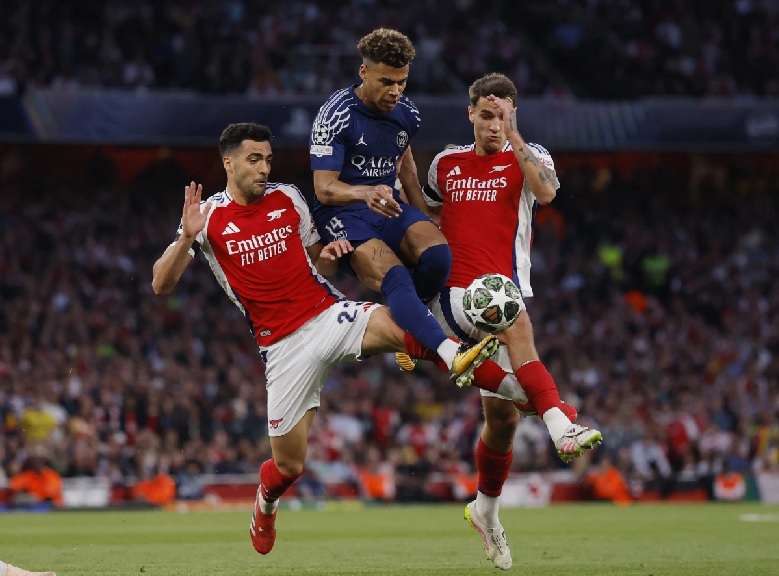 Đả bại Arsenal, PSG đặt một chân vào chung kết cúp C1 - Ảnh 1