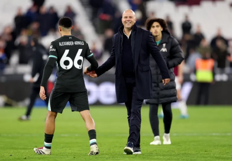 Alexander-Arnold rời Liverpool sau 2 thập kỷ gắn bó - Ảnh 1