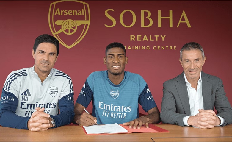 Không ngừng mua sắm, Arsenal âm thầm mang về tân binh thứ 5 - Ảnh 1