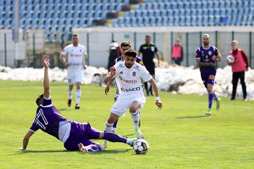 Soi kèo phạt góc Botosani vs Arges, 22h59 ngày 11/08 - Ảnh 6