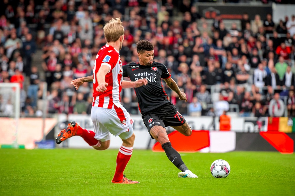 Soi kèo phạt góc Midtjylland vs KuPS, 23h30 ngày 21/08 - Ảnh 2