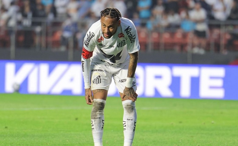 Neymar tiếp tục dính chấn thương - Ảnh 1