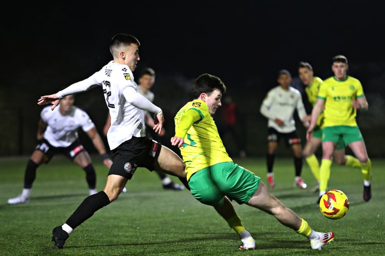 Nhận định, Soi kèo Caernarfon Town vs Bala Town, 20h30 ngày 25/8: Không thua đậm - Ảnh 4