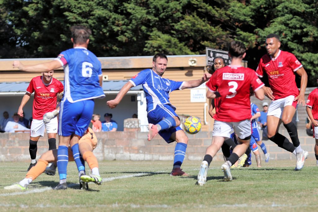 Nhận định, Soi kèo Exmouth Town vs Shaftesbury Town 1h45 ngày 4/9: Hiện nguyên hình - Ảnh 4