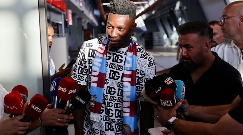 Onana được chào đón như VIP tại Trabzonspor - Ảnh 1