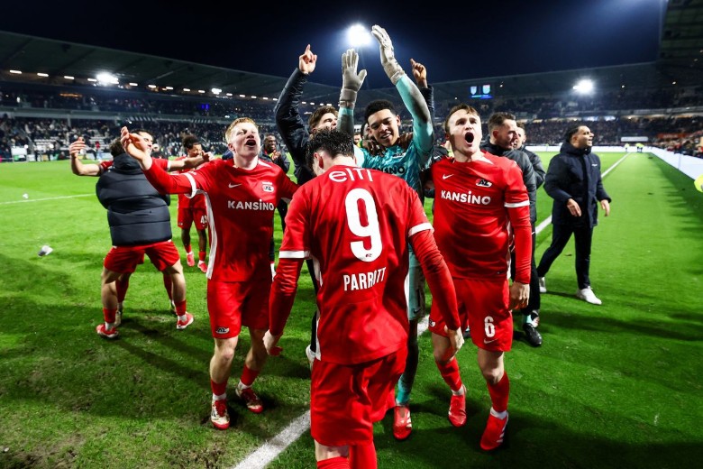 Nhận định, Soi kèo Heracles Almelo vs AZ Alkmaar, 19h30 ngày 14/9: Chìm sâu khủng hoảng - Ảnh 1