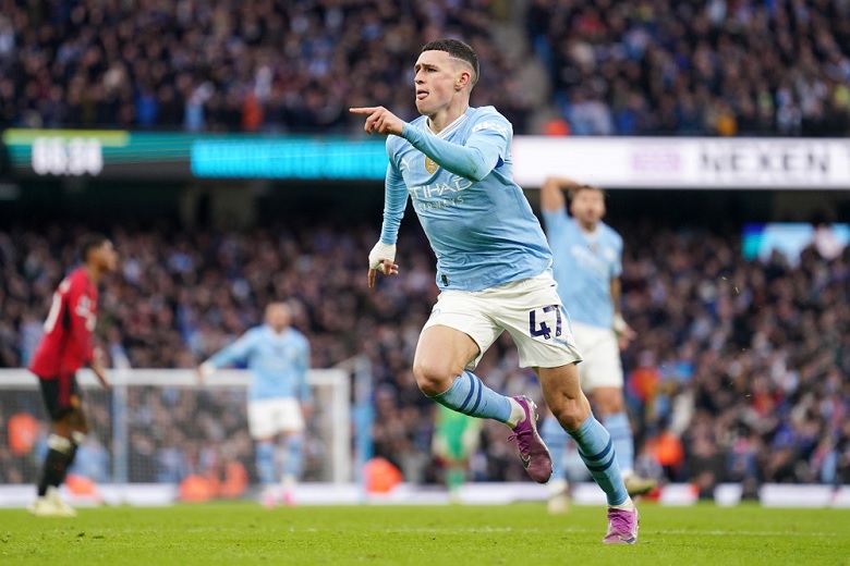Đội bóng của Ronaldo hỏi mua Phil Foden với giá 130 triệu euro - Ảnh 1