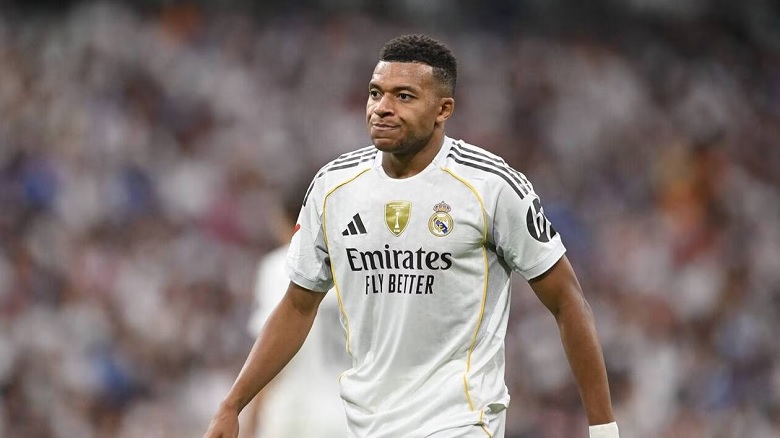 Vì sao Mbappe vượt Gyokeres ở hạng mục Chiếc giày vàng? - Ảnh 1