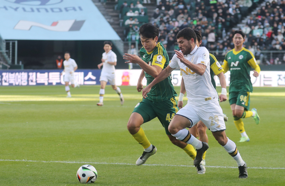 Nhận định, Soi kèo Jeonbuk Hyundai Motors vs Suwon 12h00 ngày 18/10: Trở lại mạch thắng - Ảnh 4