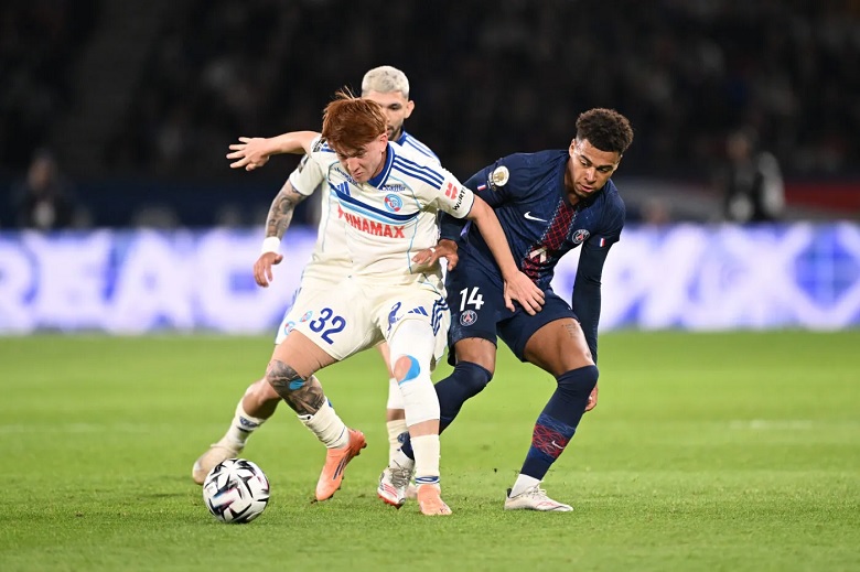 PSG sống sót nhờ ‘ngọc thô’ tuổi 19 - Ảnh 1