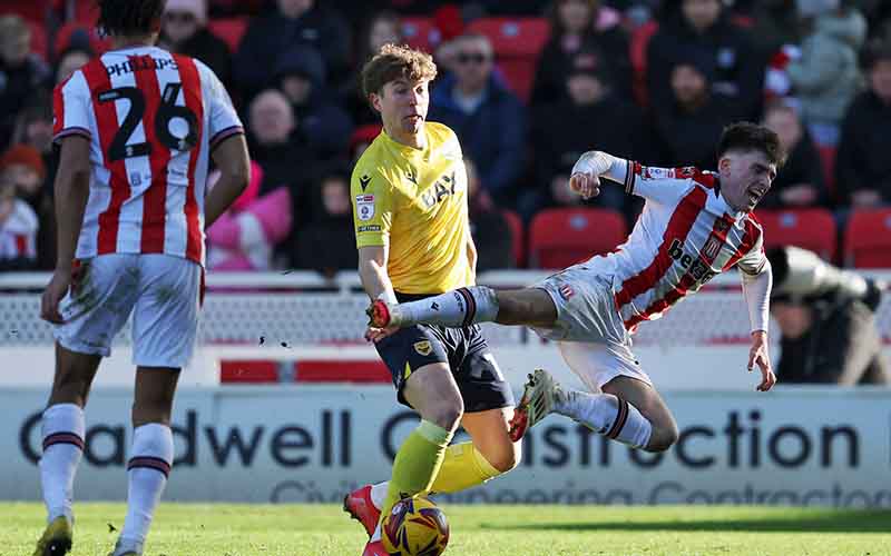 Nhận định, Soi kèo Oxford United vs Stoke City 2h45 ngày 5/11: Chủ nhà gặp khó - Ảnh 1