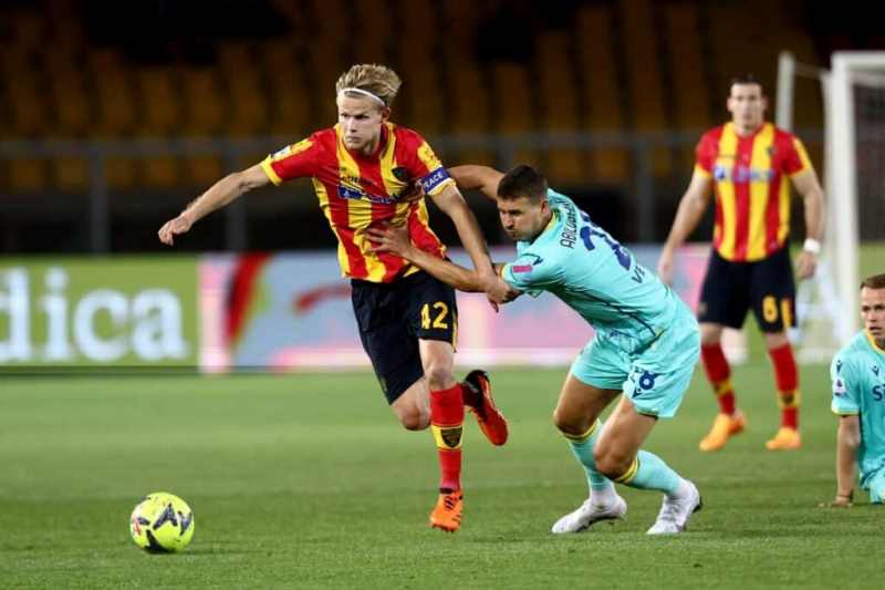 Nhận định, Soi kèo Lecce vs Hellas Verona 21h00 ngày 08/11: Tin vào chủ nhà - Ảnh 1