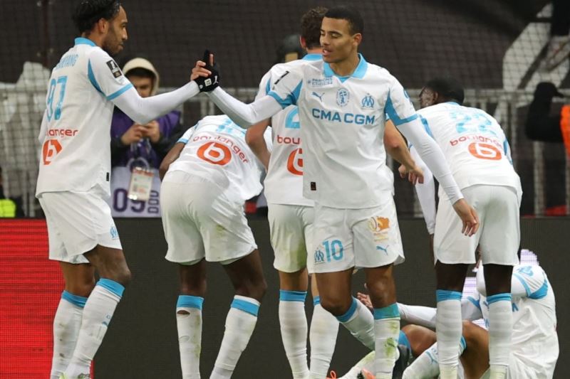 Nhận định, Soi kèo Marseille vs Newcastle 03h00 ngày 26/11: Chích chòe gãy cánh - Ảnh 1