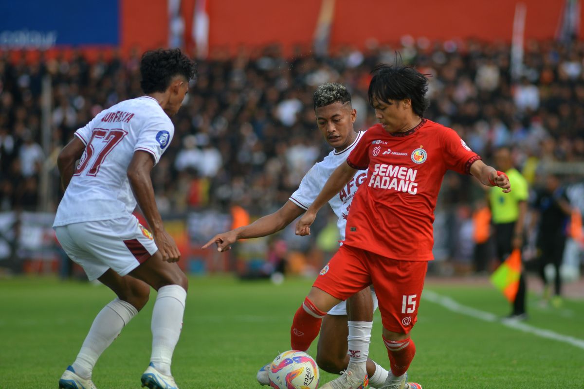 Nhận định, Soi kèo Persik Kediri vs Semen Padang 15h30 ngày 27/11: Cuộc đấu nhóm cuối - Ảnh 4