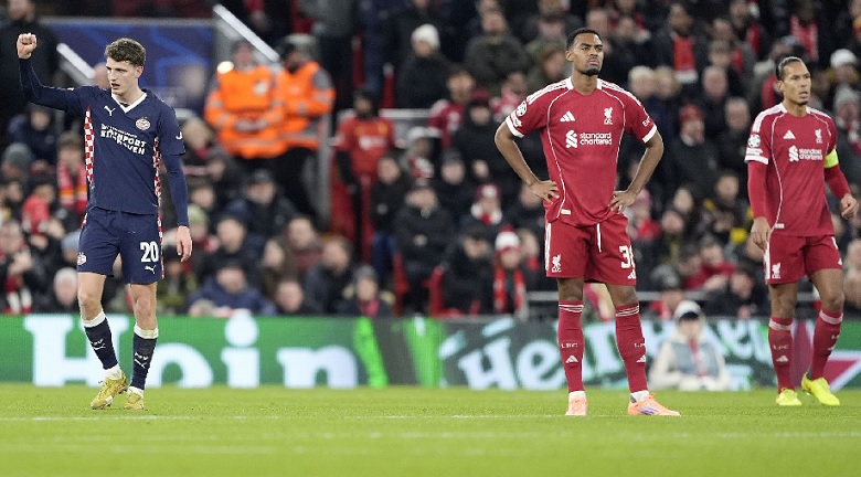Gục ngã trước PSG, Liverpool chạm đáy khủng hoảng - Ảnh 2